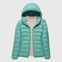 Turquoise met capuchon